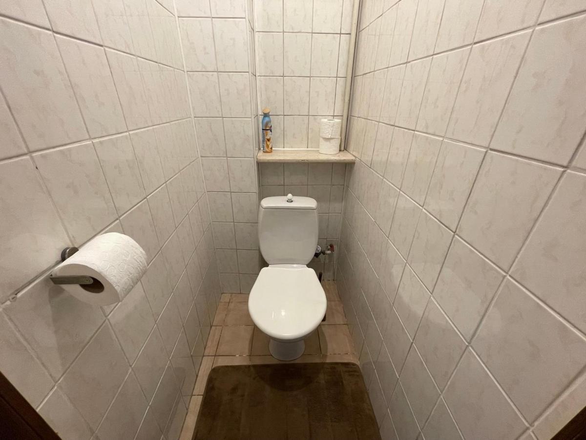A Cozy Apartment With A Wonderful View Of The River In The Old Town Of Вилнюс Екстериор снимка